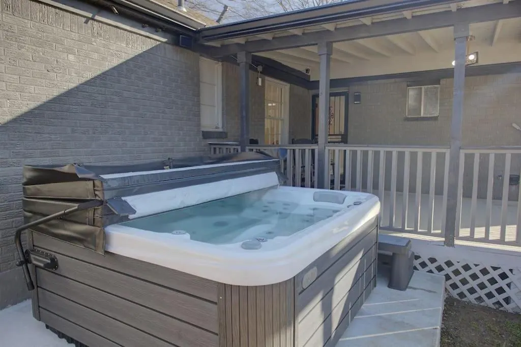 *Hot Tub*Gas Firepit*800Mbps*Self Check-In*Murals Memphis 0*,